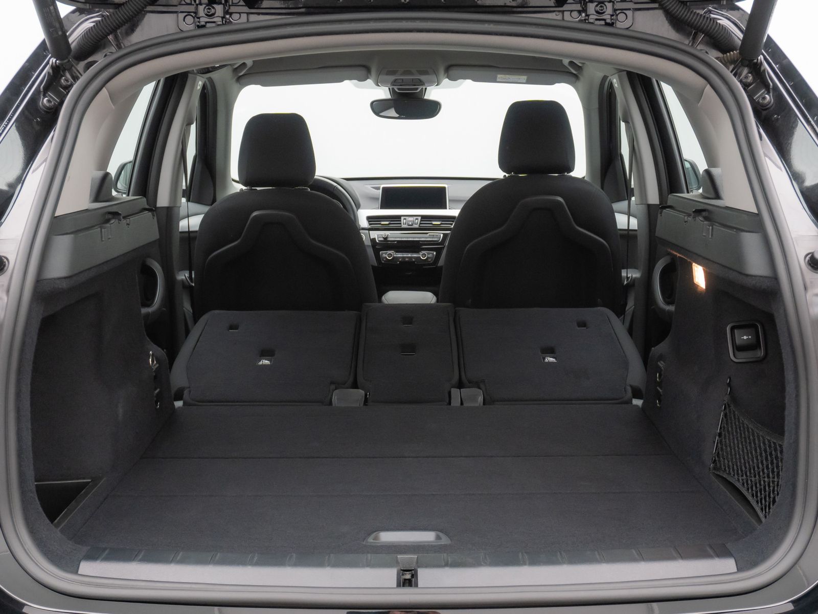 Fahrzeugabbildung BMW X1 sD18i Kamera DAB Geschwindig Komfort AppleCar