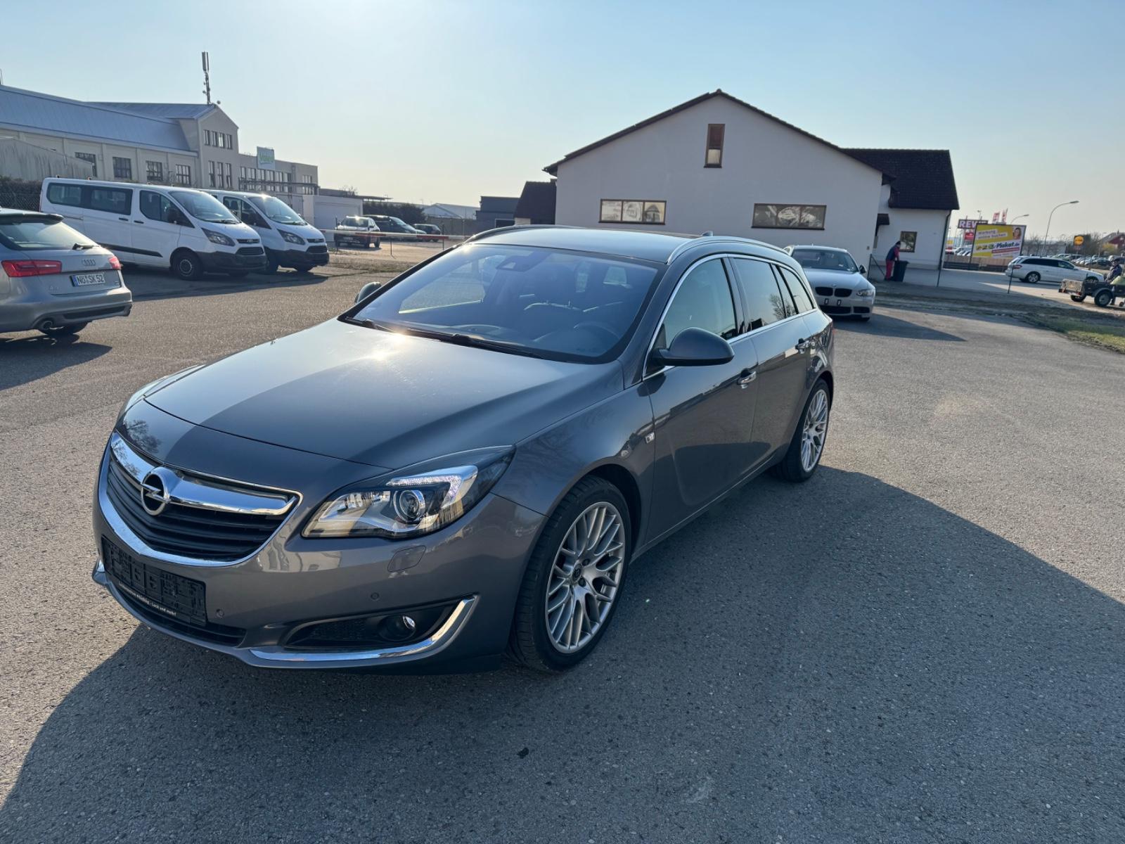 Opel Insignia A Sports Tourer Innovation *VOLL*