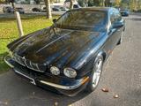 Jaguar XJ8 4.2 Liter  Werkspanzerung/Armoured B6 - Jaguar XJ8 in Frankfurt (Main)
