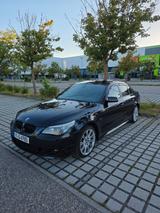 BMW 530xd A - - BMW 530 aus 2006: Xd
