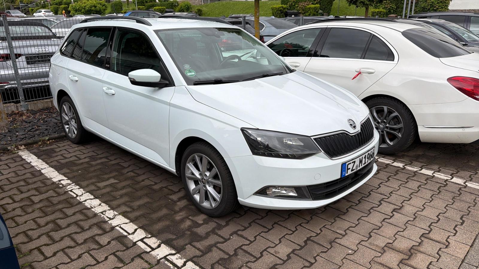 Skoda Fabia Combi Joy/KLIMA/NAVI/SHZ