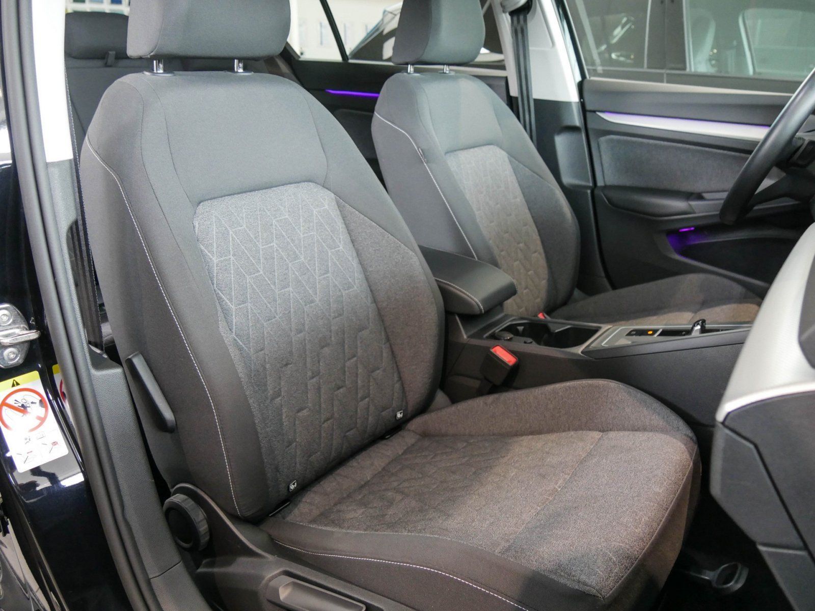 Volkswagen Golf - Bild 7