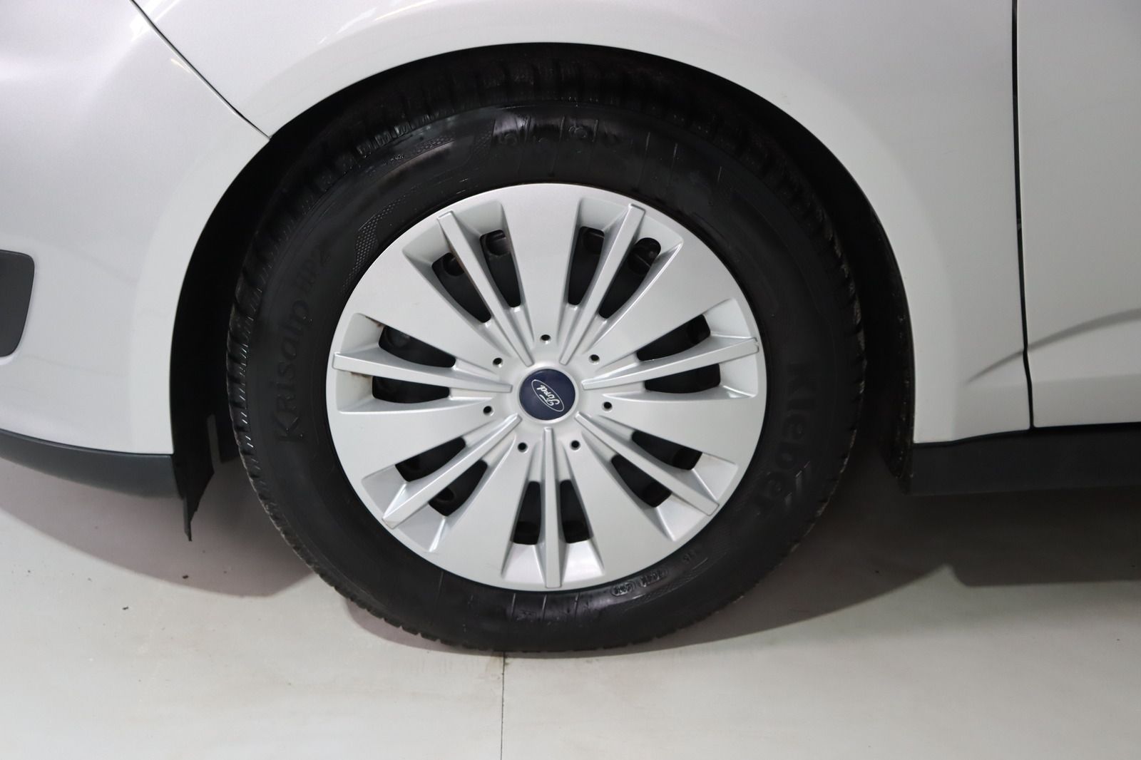 Fahrzeugabbildung Ford Grand C-Max 1.0 Cool & Connect * Navi * SHZ HU/A