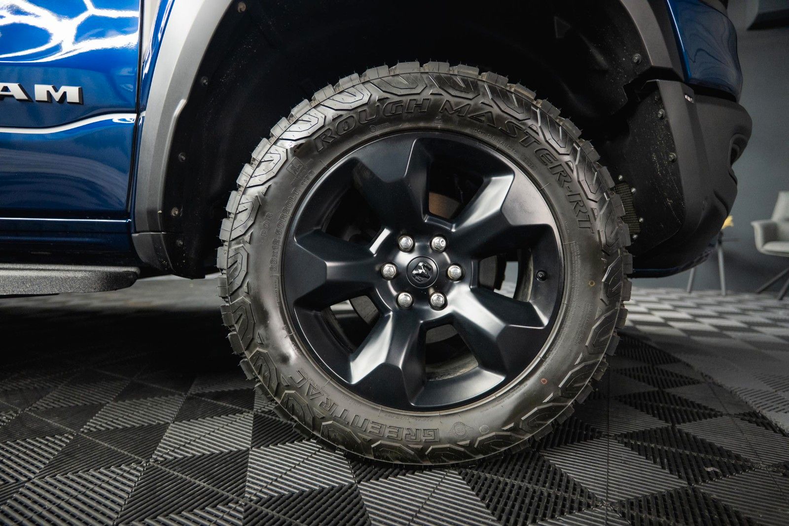Fahrzeugabbildung Dodge RAM 5.7 V8 HEMI 4x4 LARAMIE TRX OFFROAD PAKET