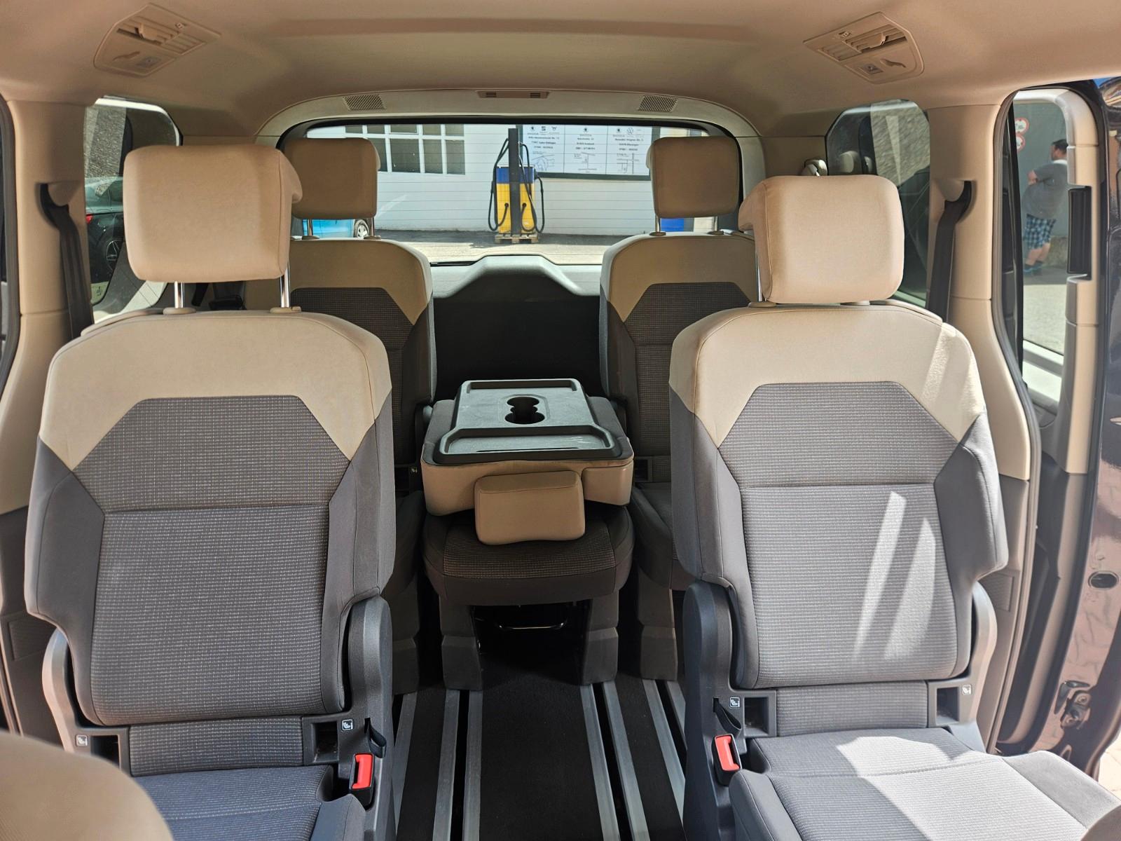 Volkswagen T7 Multivan 1,5 TSI OPF DSG - 7 Sitzer