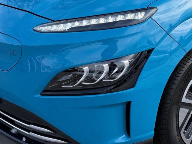 Fahrzeugabbildung Hyundai KONA Trend Elektro 2WD +NAVI+KLIMA+RFK+PDC+UVM+