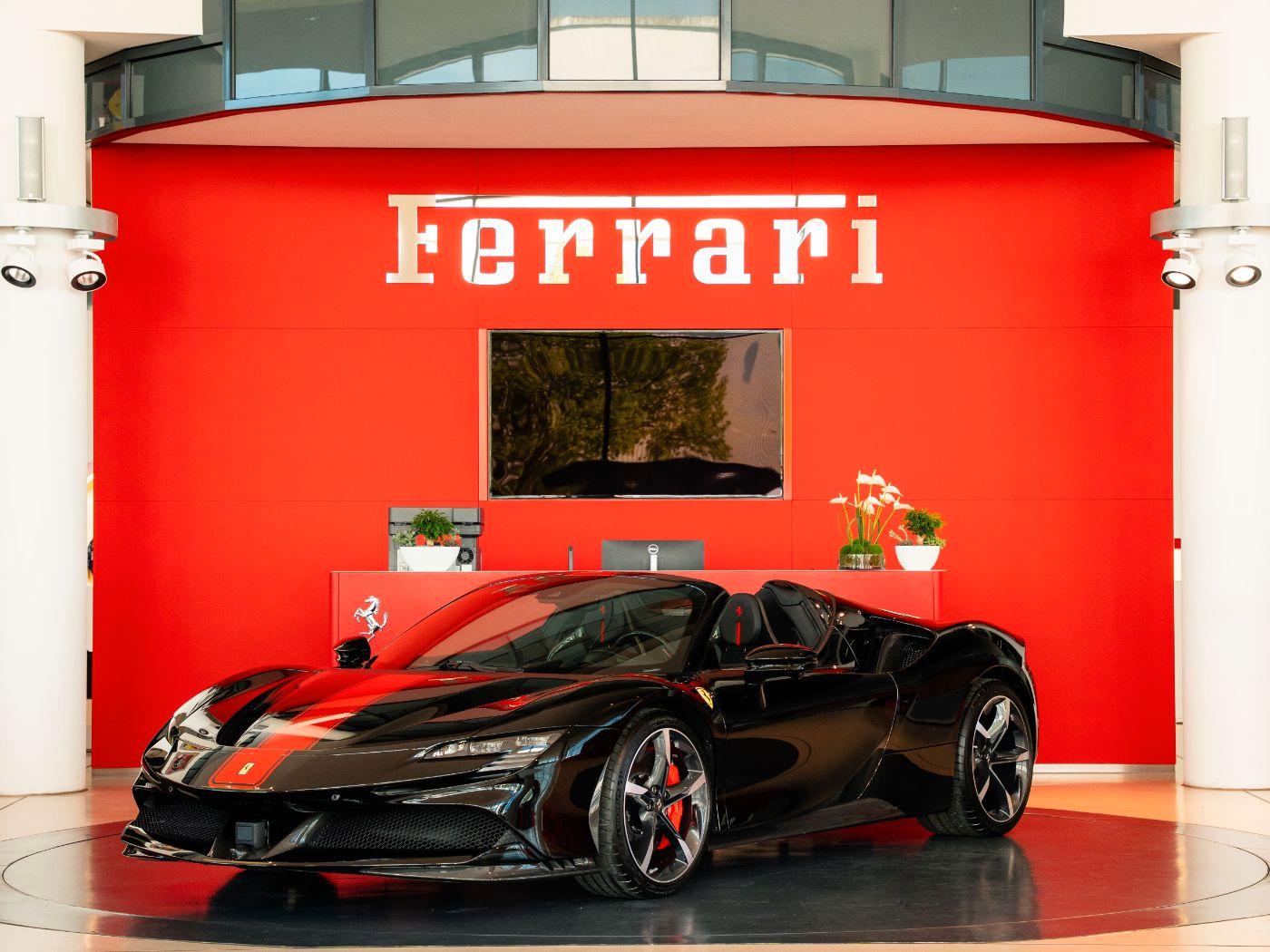 Ferrari SF90 Spider CARBON*ADAS*LIFT*