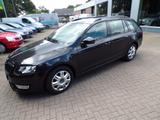 Skoda Octavia Combi Ambition, SHZ, AHK, PDC - Skoda Gebrauchtwagen in Bocholt