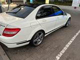 Mercedes-Benz Mersedes c200 - Mercedes-Benz: Mersedes