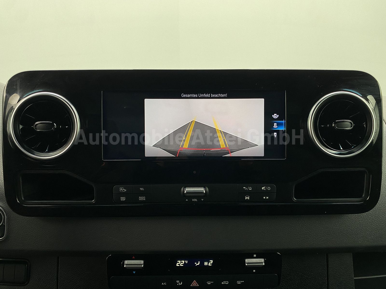 Fahrzeugabbildung Mercedes-Benz Sprinter 317 Automatik LED+AHK 2,8t+KAMER 8092
