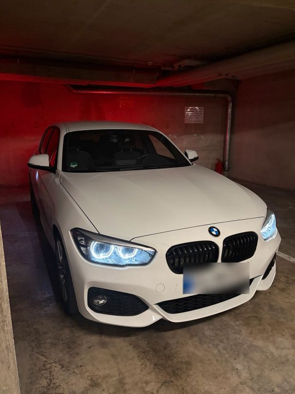 Image of BMW 120