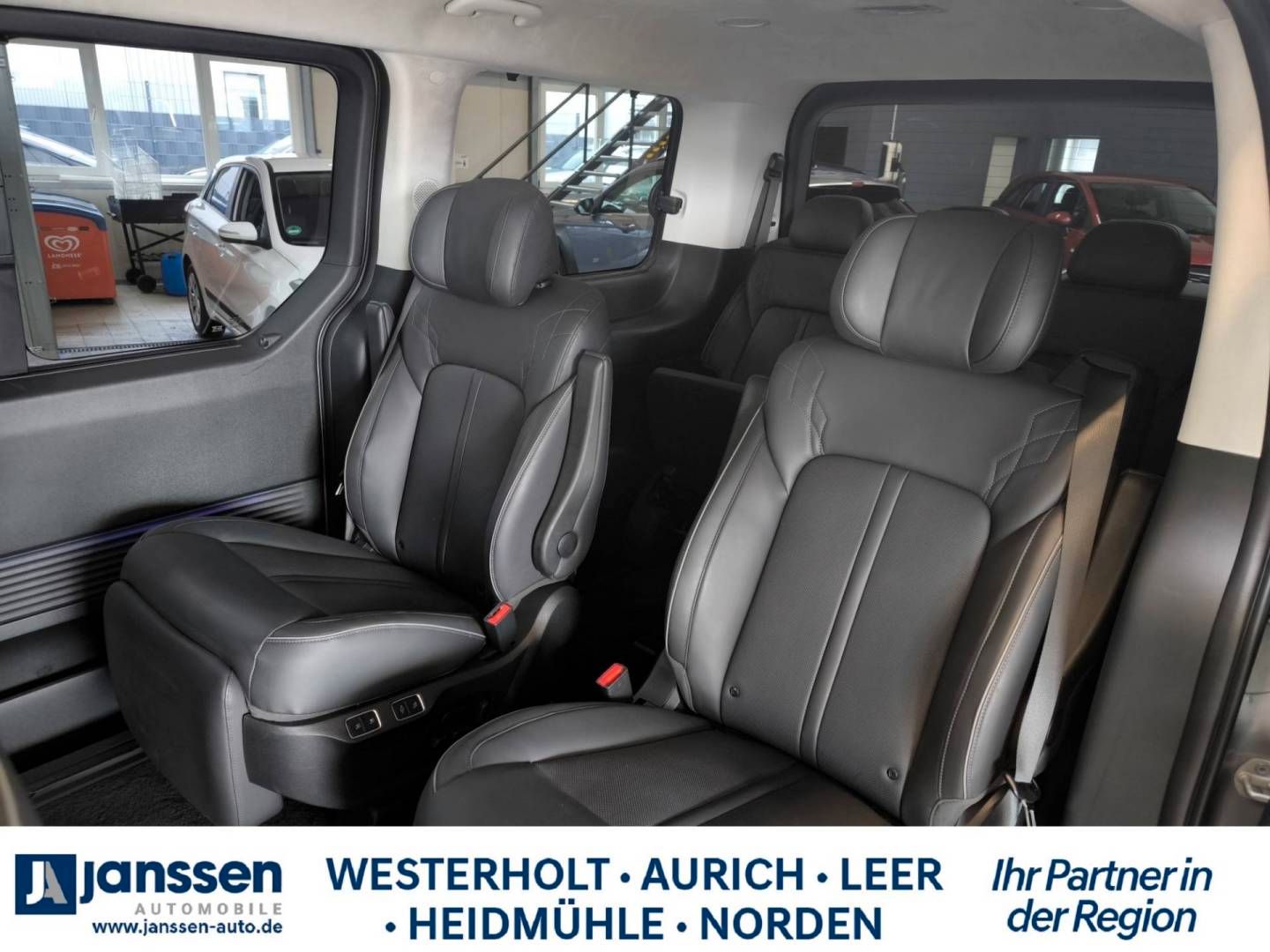 Fahrzeugabbildung Hyundai STARIA 7-Sitzer  SIGNATURE