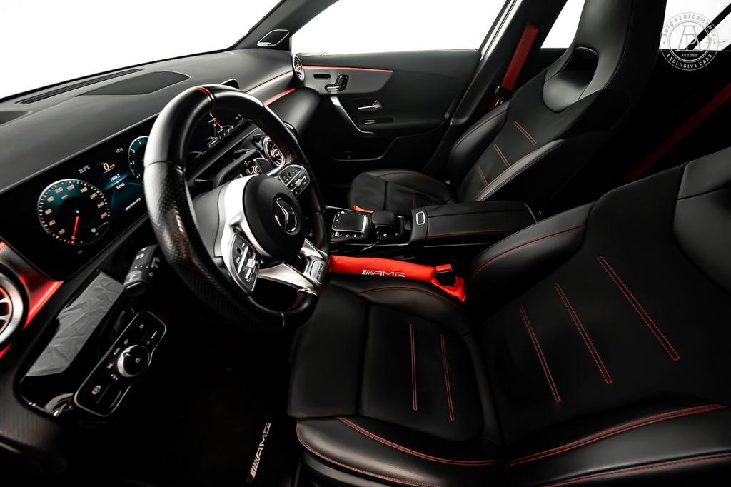 Mercedes-Benz A 35 AMG