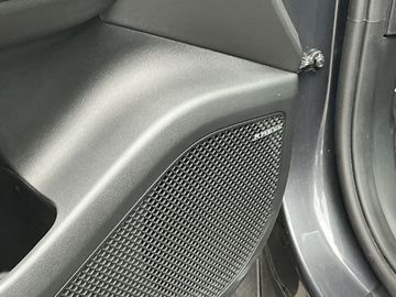Hyundai TUCSON - 8