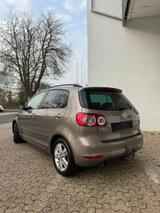 Volkswagen Golf Plus 1.2 TSI Match BMT 2.Hand AHK PDC Sitzh - Volkswagen Golf Plus MATCH mit Benzin-Antrieb