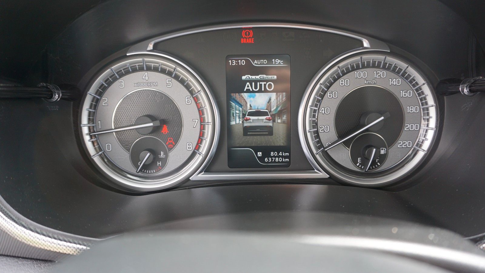Fahrzeugabbildung Suzuki Vitara 1.4 Mild-Hybrid Comfort+ 4x4, Navi, LED