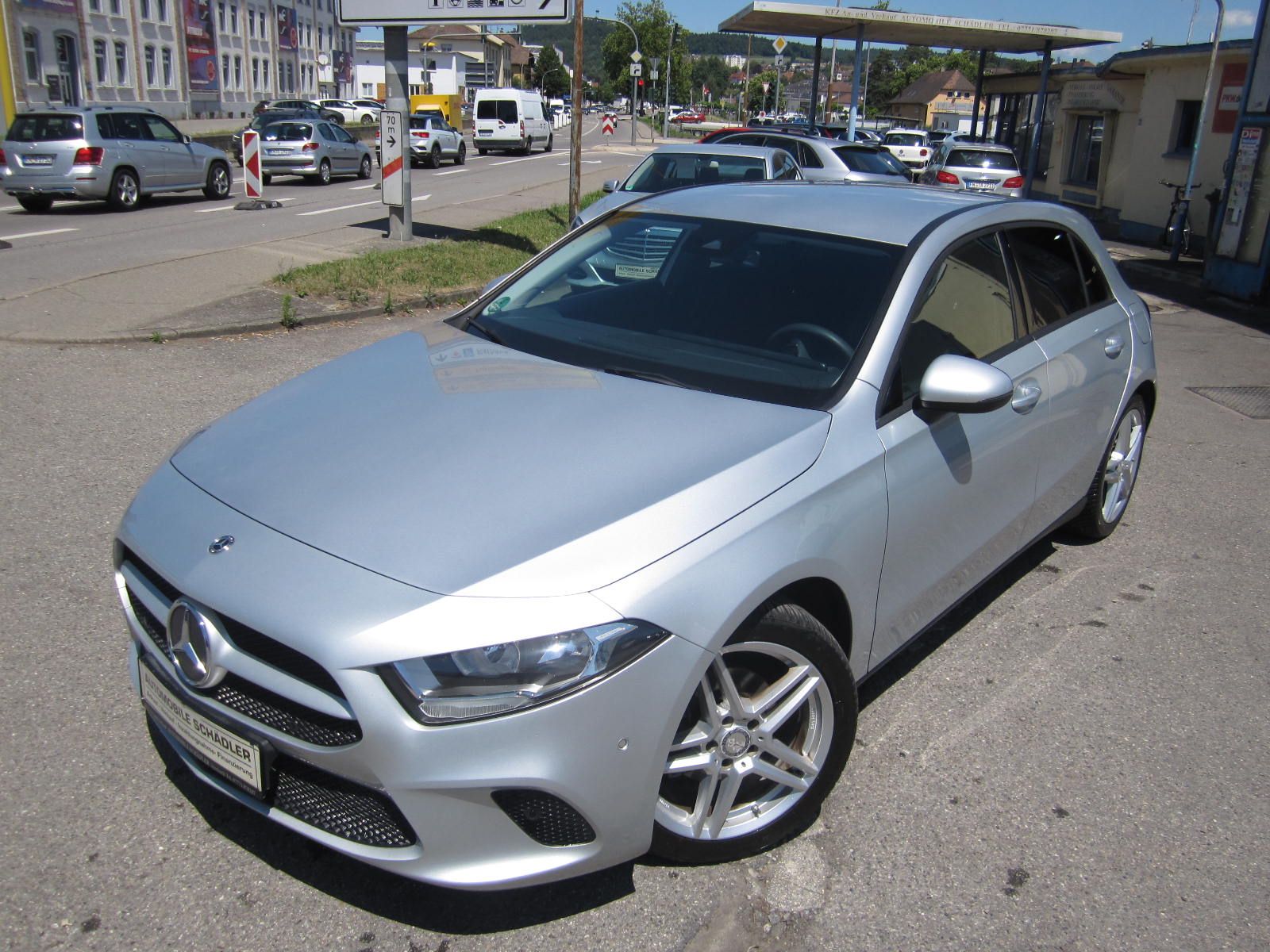 MERCEDES-BENZ A 180 d ~ Automatik ~ Navi ~
