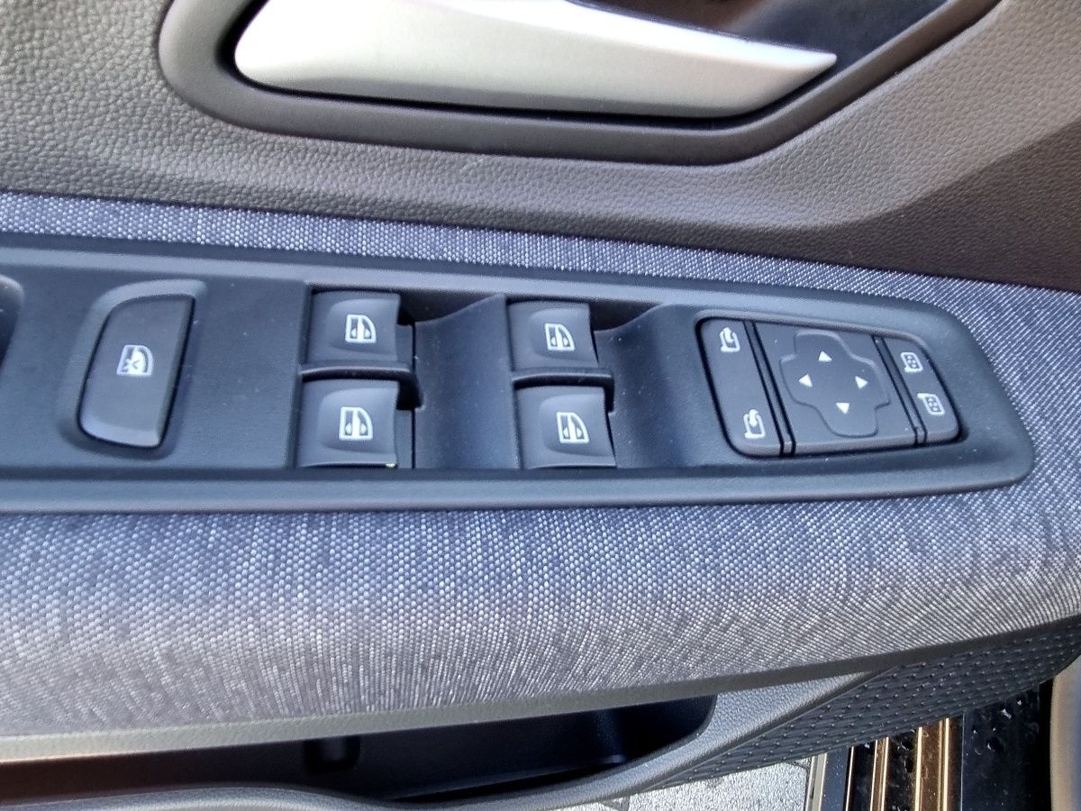 Fahrzeugabbildung Dacia Jogger Journey hybrid 155