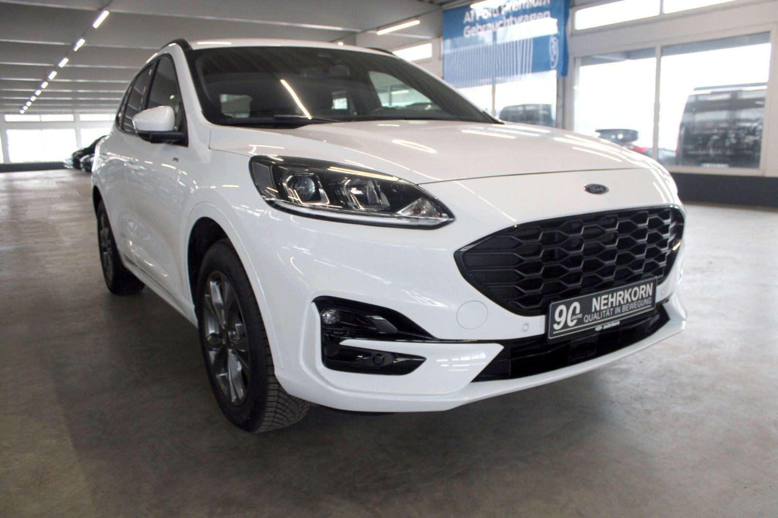 Fahrzeugabbildung Ford Kuga PHEV ST-Line NAVI DAB CAM WinterPaket