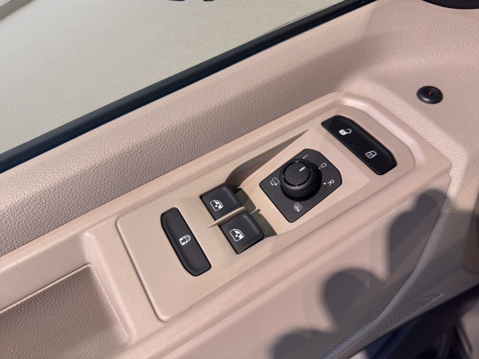 Volkswagen T7 California - Bild 9
