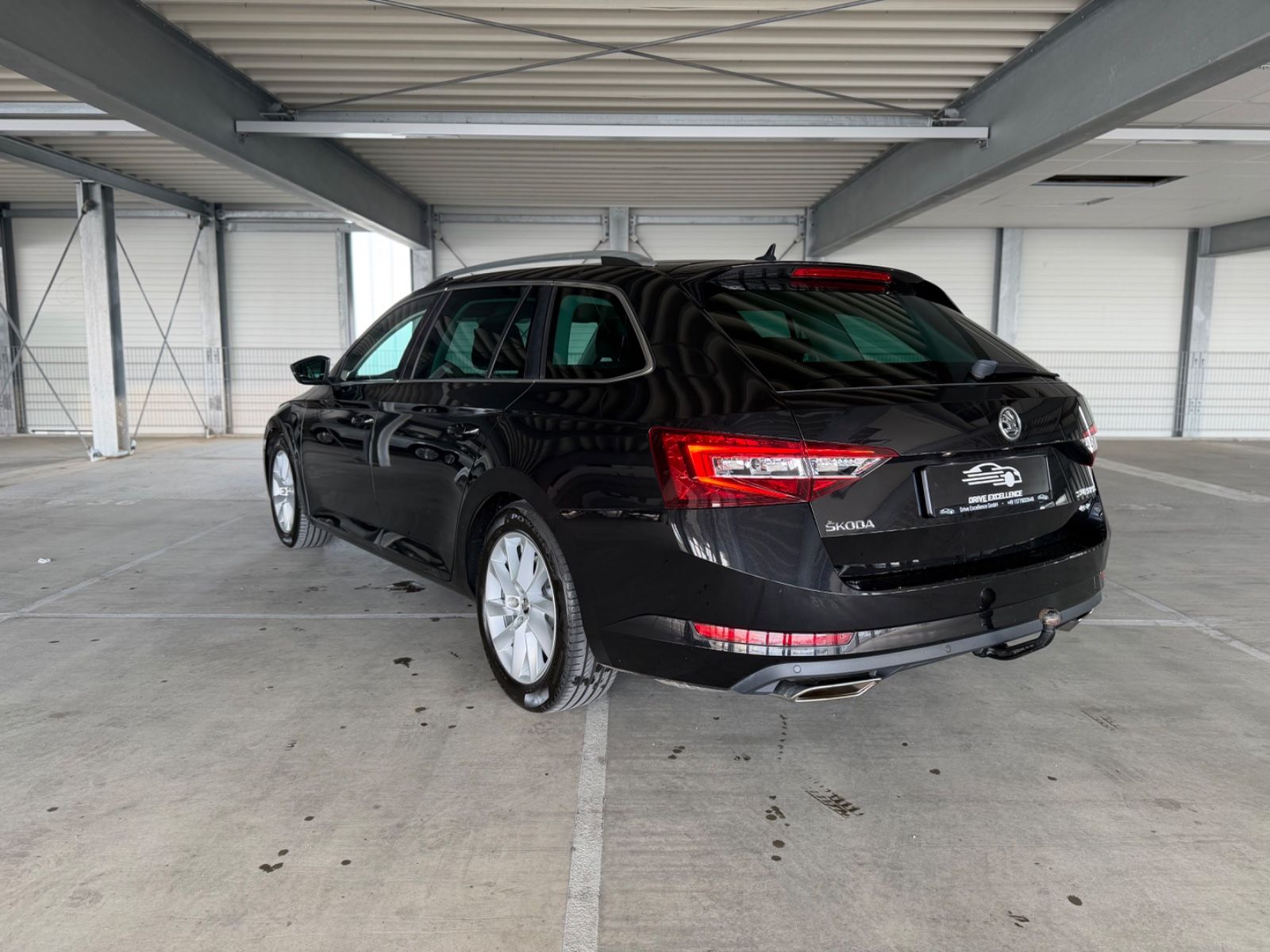 Skoda Superb Combi Style 4x4 AUT AHK SH MEMO CarPl PDC foto 11