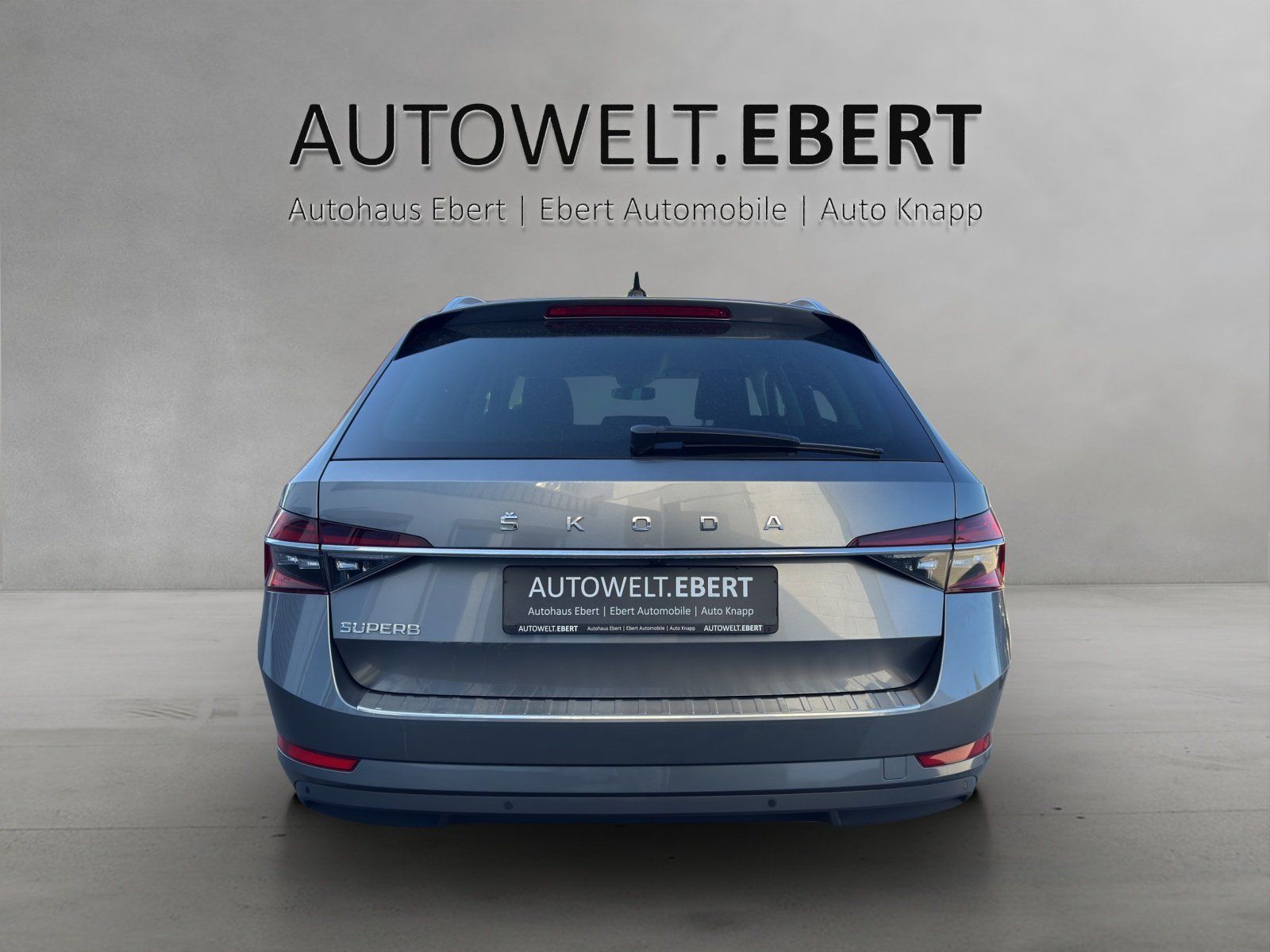 Fahrzeugabbildung SKODA Superb Combi 1.5 TSI DSG Style/AHK/KAMERA/ACC/
