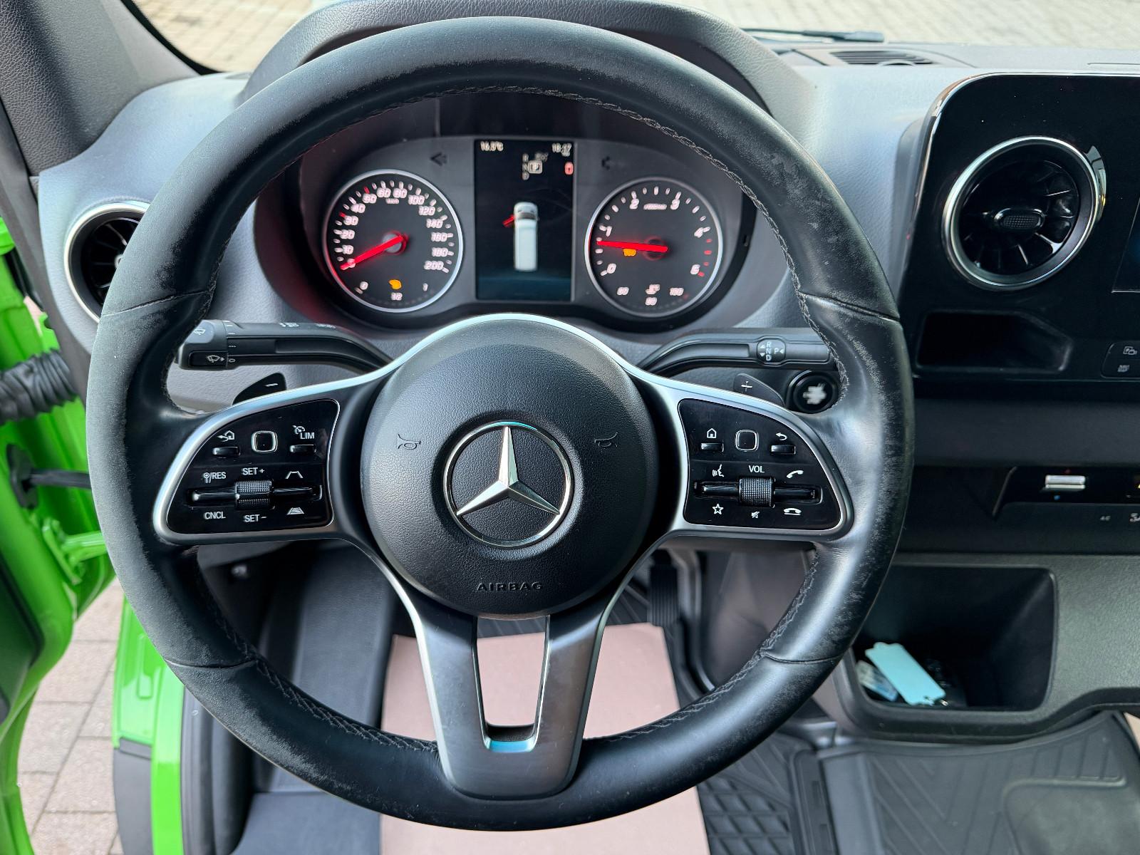 Mercedes-Benz Sprinter 319 CDI V6 Kasten L2H2 RWD Navi Automat