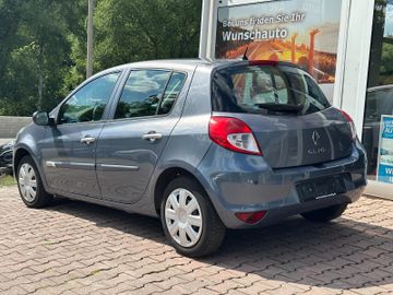 Bild 3 Renault Clio III Edition Dynamique