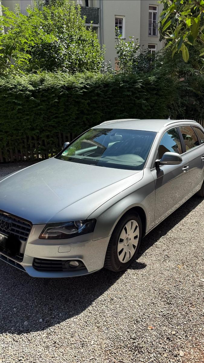 Audi A4, 2009