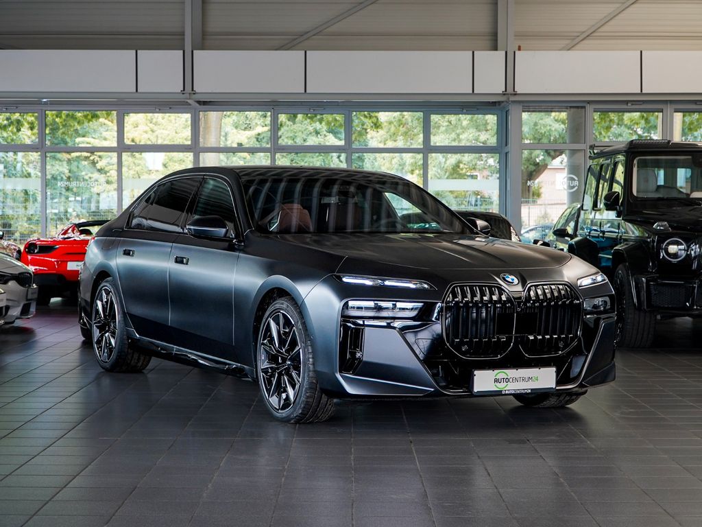 Image of BMW 740