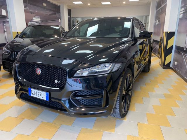 Jaguar F-Pace 3.0 D V6 300 CV AWD aut. R-Sport