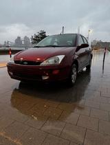 Ford 1. Hand Ford Focus Ghia 1,8 Vollaustattung - gebrauchte Ford Focus aus dem Jahr 1999