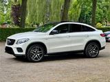 Mercedes-Benz GLE 43 AMG *PANO*360*SOFT*MEMORY*CARBON*NIGHT* - Mercedes-Benz GLE-Klasse mit Benzin-Antrieb: Automatik