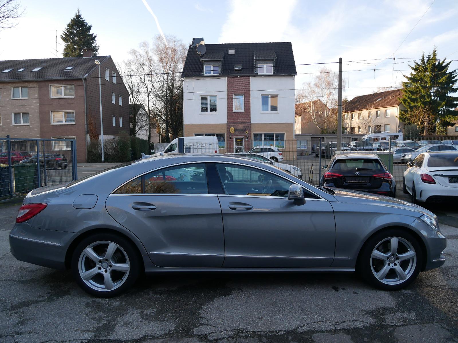 Mercedes-Benz CLS 250 CDI BE Bi-Xenon SpurPaket Leder Navi PDC