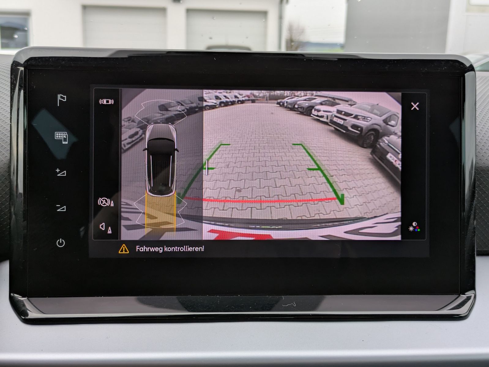 Fahrzeugabbildung SEAT Arona 1.5 TSI FR DSG AHK*ACC*LED*APP*DAB*KAMERA