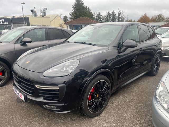 Porsche Cayenne GTS