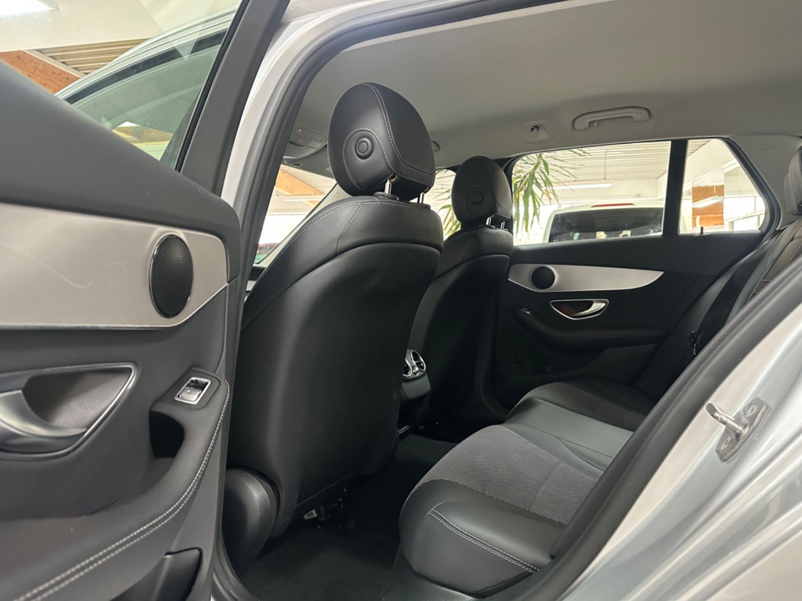 Fahrzeugabbildung Mercedes-Benz C 220 C -Klasse Avantgarde