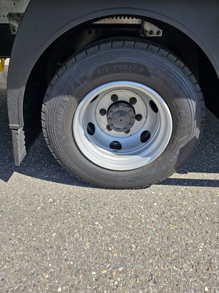Fahrzeugabbildung DAF FA LF 210 08t Spier Pritsche mit LBW