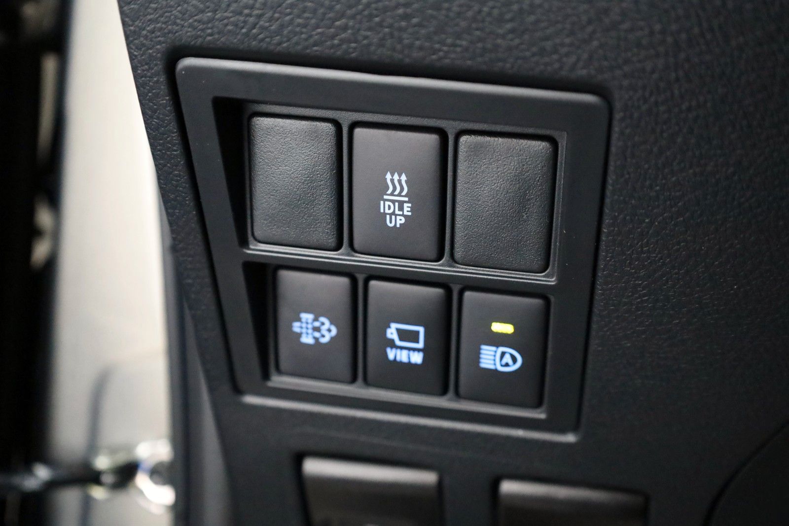 Fahrzeugabbildung Toyota Hilux Sport Invincible ,Navi,Kamera,Rollo