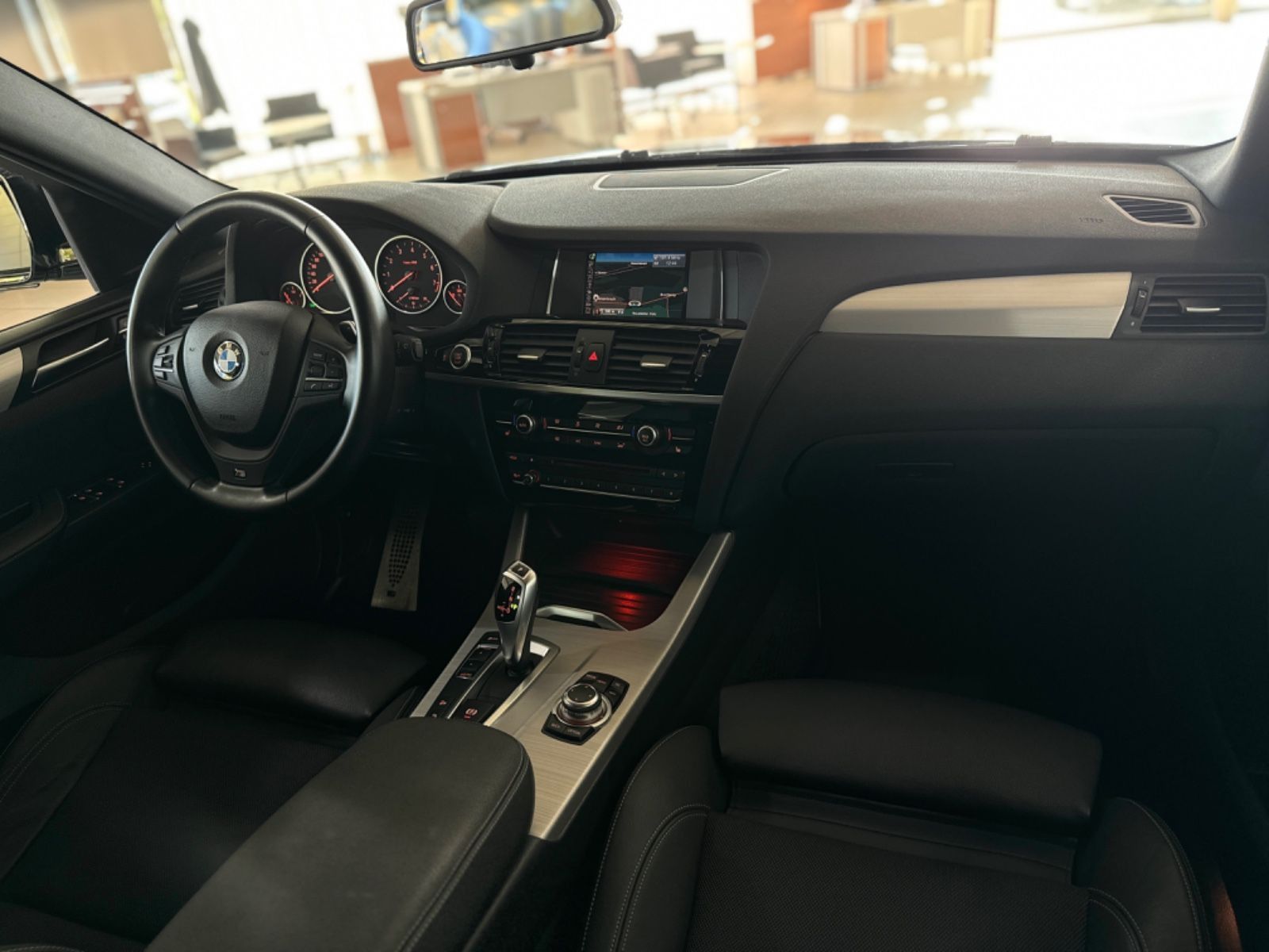 Fahrzeugabbildung BMW X4 xD20i M Sport Kamera Navi Xenon Komfort AHK