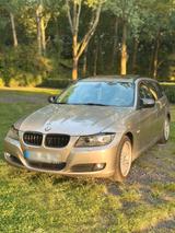 BMW 320i 3er - BMW 320 aus 2010: Kombi