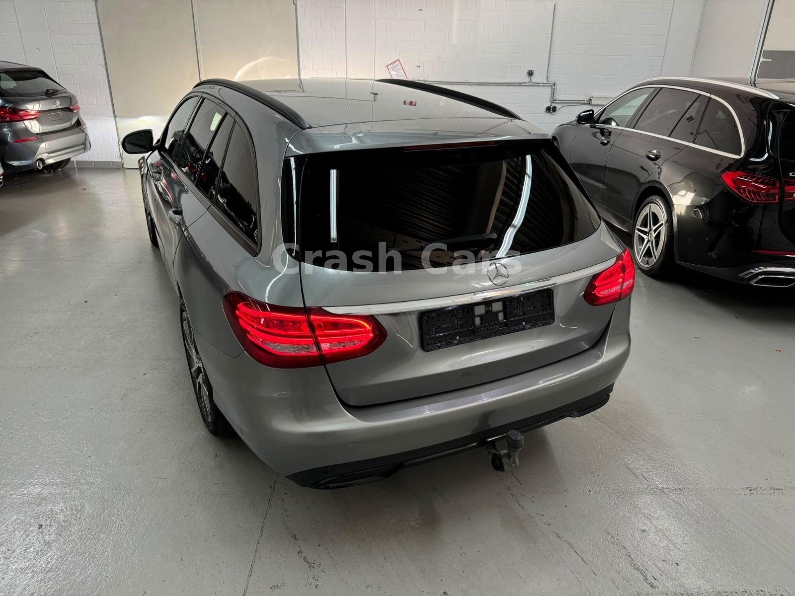 Mercedes-Benz C220 2015 — photo 29