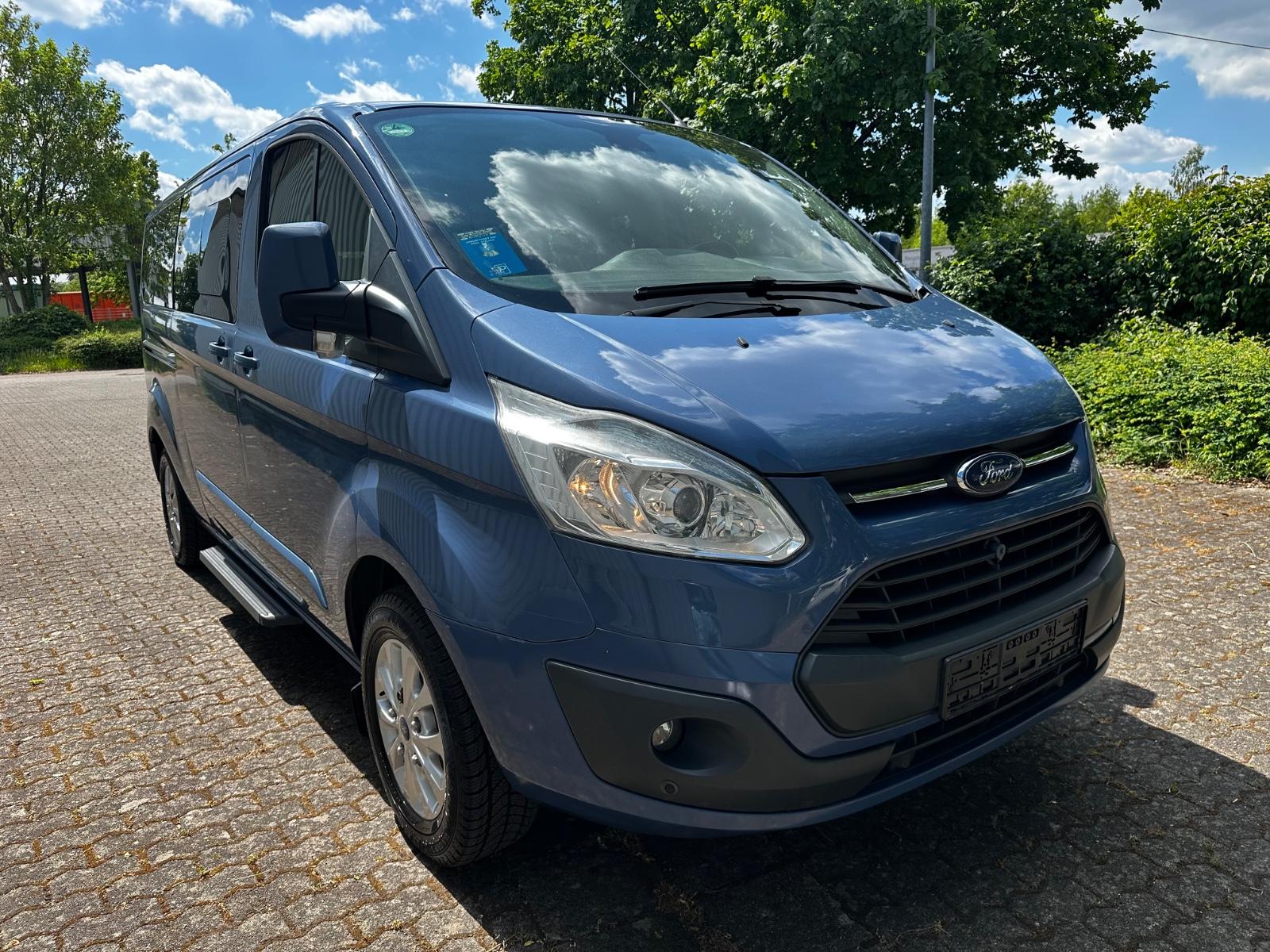 Ford Tourneo Custom Kombi 300 L2 Titanium 9 Sitzer