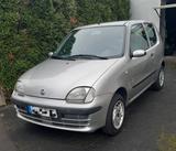 Fiat Seicento 1.1 8V - - silberne Fiat Seicento