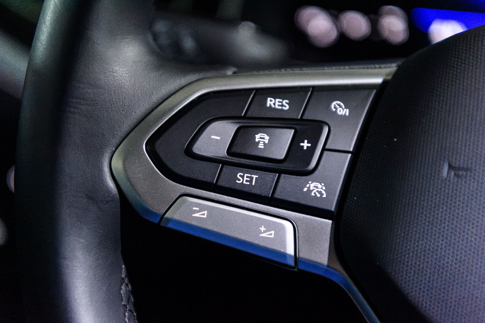 Fahrzeugabbildung Volkswagen Taigo Goal 1.0 TSI LED+NAVI+ACC+APP+SHZ+5 J.GAR.