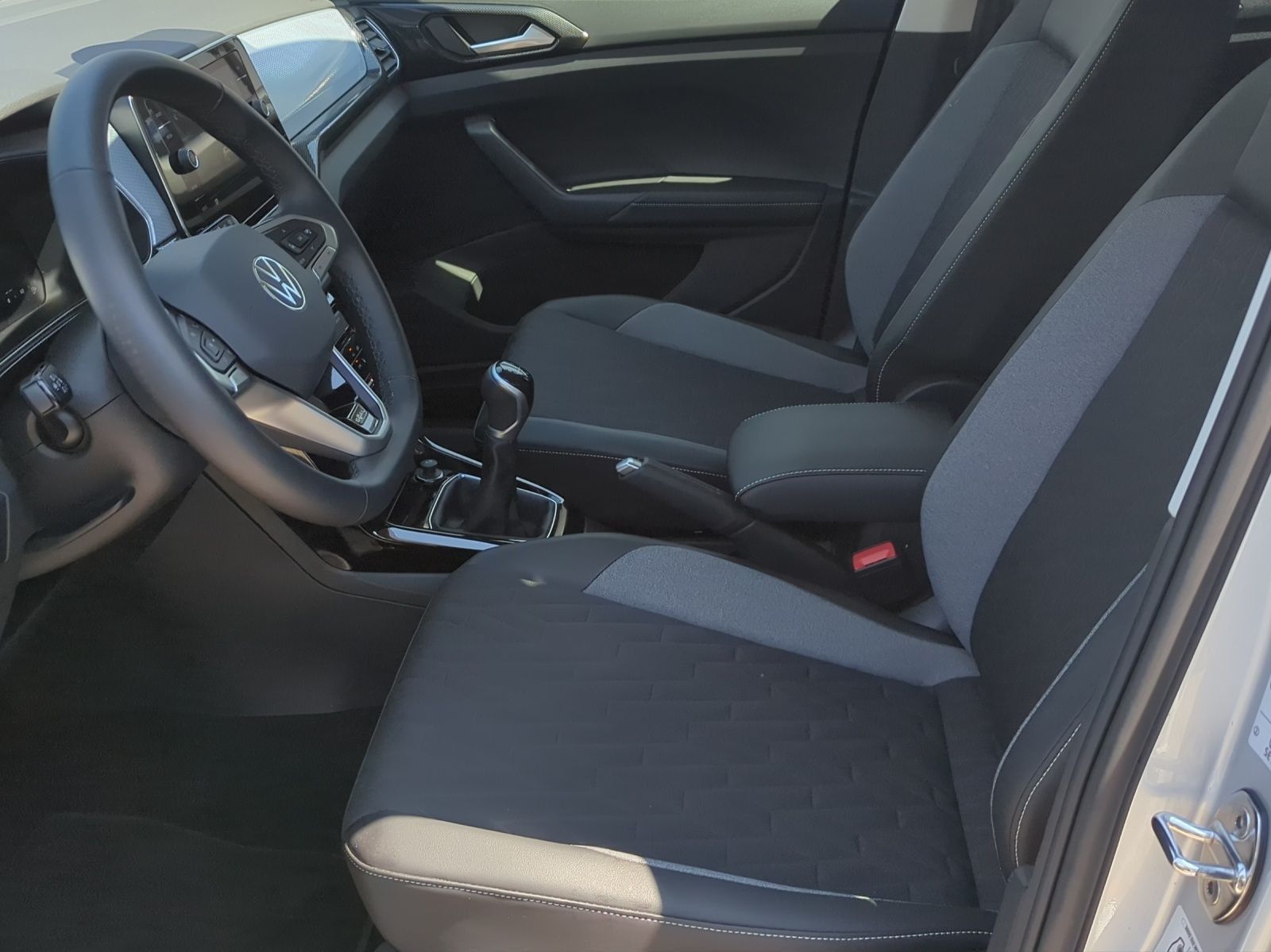 Volkswagen T-Cross - Bild 3