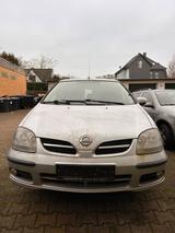 Nissan Almera - Nissan Almera mit Diesel-Antrieb