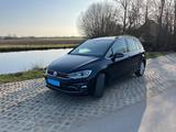 Volkswagen Golf Sportsvan Highline 1,5 l TSI 110kW (1... - Volkswagen Golf Sportsvan in Lübeck