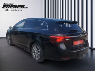 Toyota Avensis - 10