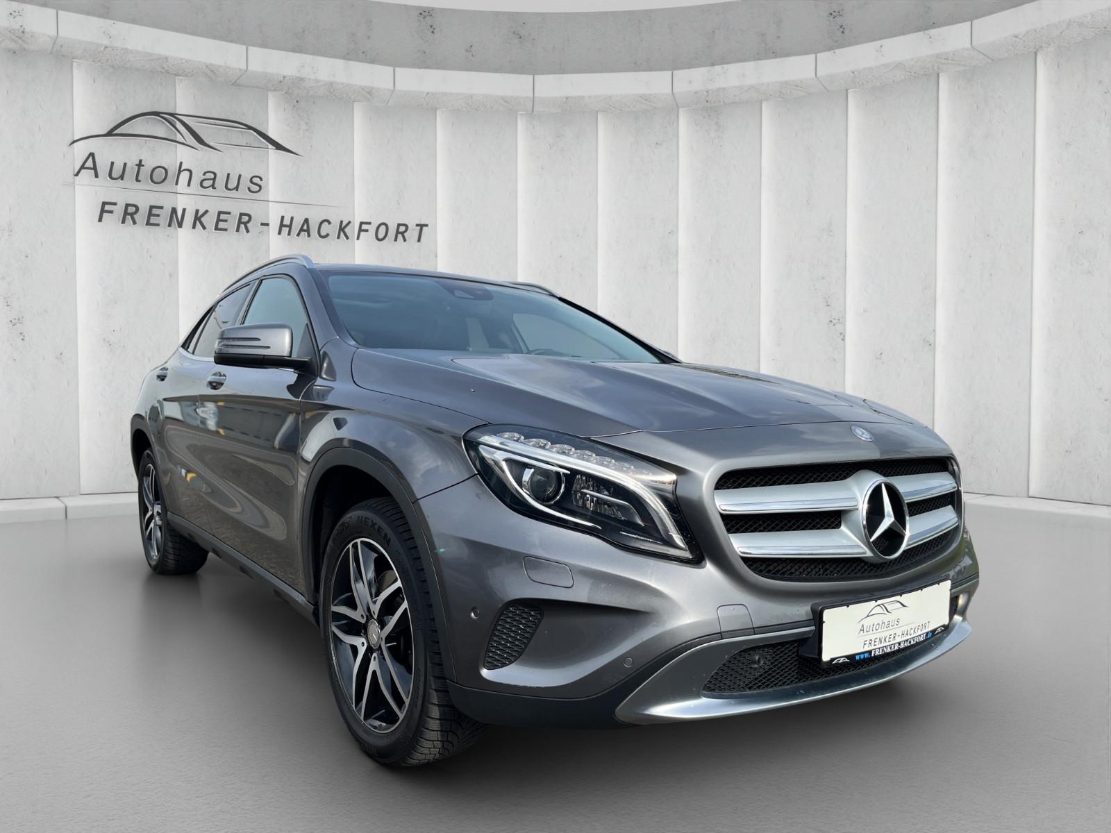 Mercedes-Benz GLA 250 Urban 4Matic AHK ILS LED Kam Navi Pano